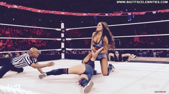Nikki Bella Wwe Monday Night Raw Latina Hot Athletic Cute Video Vixen