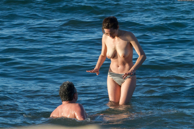 Marion Cotillard The Beach Tits Singer French Saggy Tits Beautiful