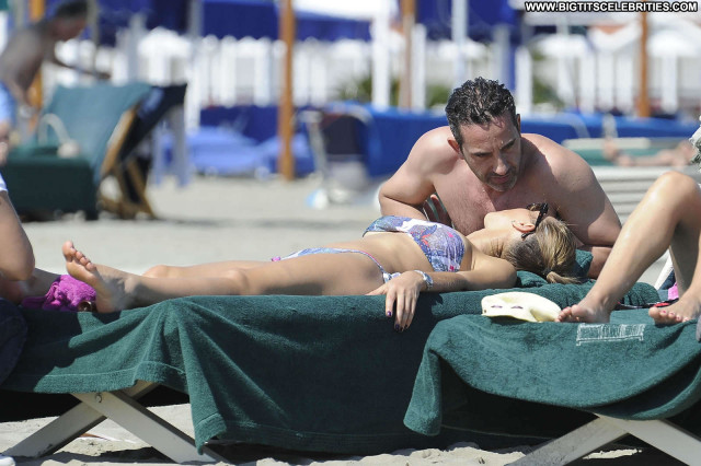 Alessandra Ambrosio No Source Mom Pool Usa Babe Posing Hot Sea Office