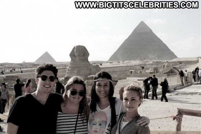 Hayden Panettiere Babe Egypt Celebrity Paparazzi Posing Hot Beautiful