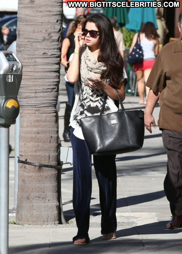 Selena Gomez Beverly Hills Celebrity Paparazzi Posing Hot Beautiful