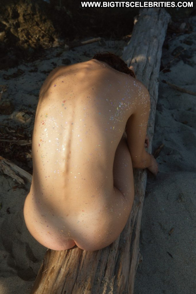 Anne De Paula Anna Nicole Hungarian Park Nude Topless Summer Sex