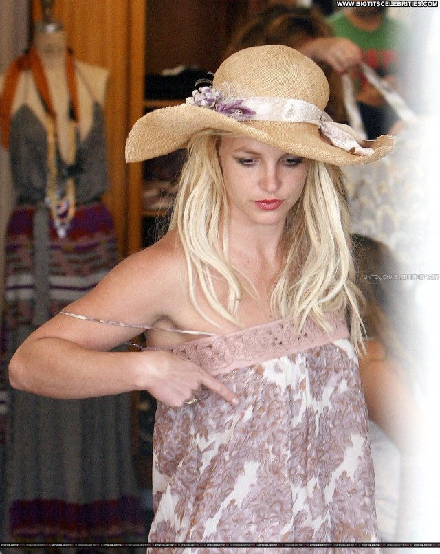 Britney Spears Shopping Shopping Nice Sensual Sexy Sultry Doll