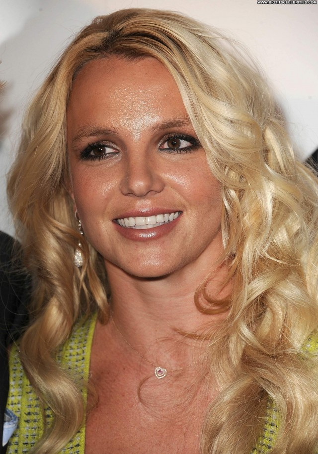 Britney Spears Yesterday Sensual Celebrity Hot Pretty Doll Cute