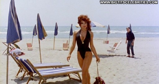 Carmen Russo Brunette Pretty Straight Celebrity Sultry Stunning International Big Tits