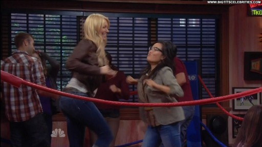 Laura Prepon Cute Posing Hot Straight Hot Sexy Celebrity Big Tits Stunning