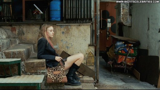 Dakota Fanning Blonde Celebrity Straight Sexy Hot Sultry Skinny Small Tits