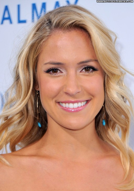 Kristin Cavallari Babe Los Angeles Chinese Posing Hot Beautiful Straight Celebrity