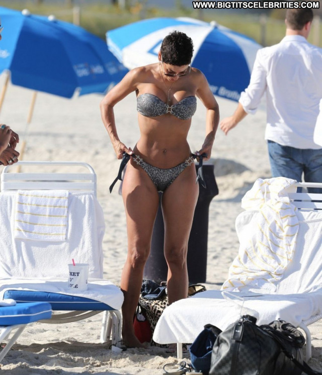 Nicole Murphy The Beach Beautiful Celebrity Bikini Candids Beach Babe
