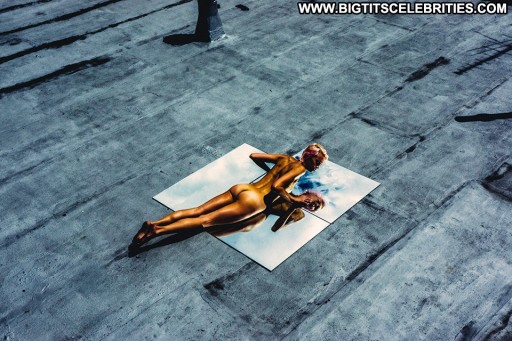 Kelsey Christian Straight Beautiful American Celebrity Nude Posing Hot Model Babe