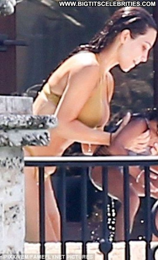 Kim Kardashian Boobs Celebrity Babe American Sexy Beautiful Posing Hot Straight