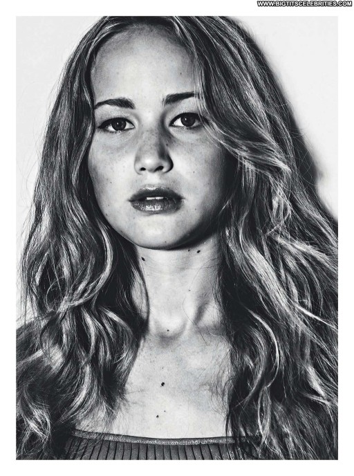 Jennifer Lawrence Celebrity Babe Beautiful Straight Posing Hot