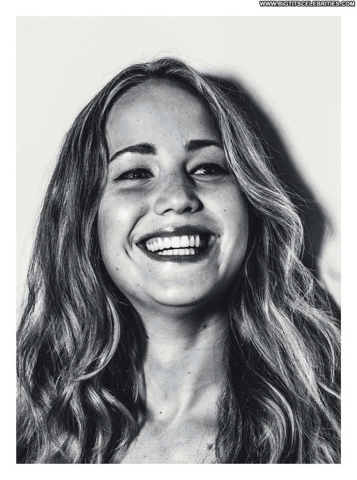 Jennifer Lawrence Celebrity Babe Beautiful Straight Posing Hot