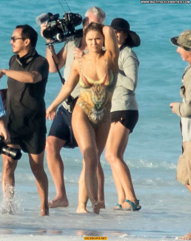 Ronda Rousey No Source Bahamas Nude Babe Beautiful Body Paint