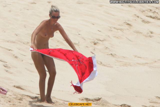 Laeticia Hallyday Babe Celebrity Topless Beautiful Beach