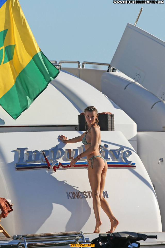 Joanna Krupa No Source Celebrity Topless Posing Hot Toples Yacht Babe