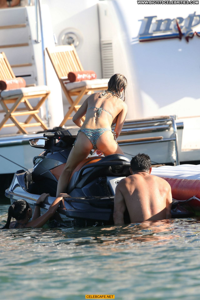 Joanna Krupa Babe Topless Yacht Posing Hot Beautiful