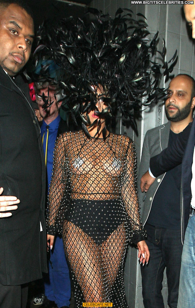 Lady Gaga Toples Topless Beautiful Babe London Pasties