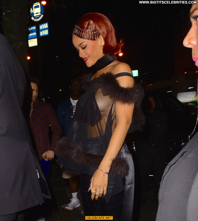 Rihanna No Source Beautiful Wardrobe Malfunction Celebrity Babe