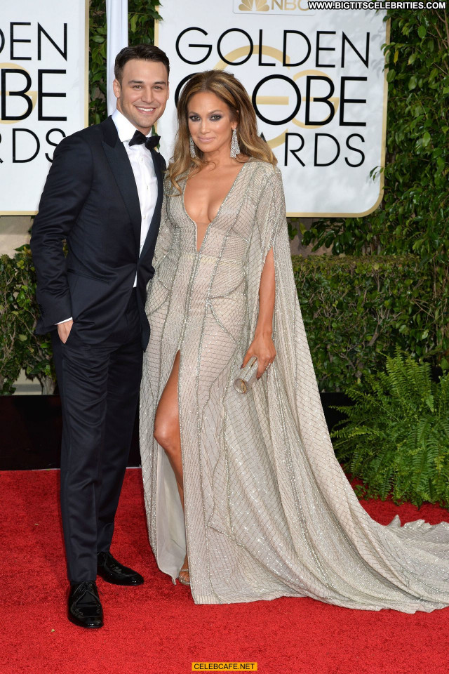 Jennifer Lopez Golden Globe Awards Babe Awards Cleavage Posing Hot