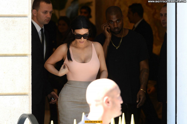 Kim Kardashian No Source Babe Posing Hot Paris Celebrity Beautiful Ass