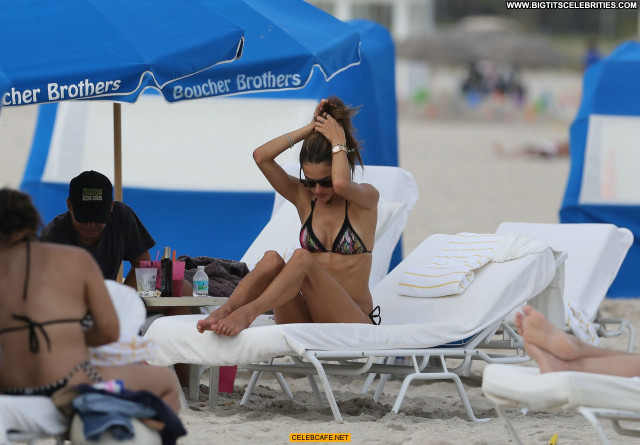 Alessandra Ambrosio Miami Beach  Posing Hot Babe Beautiful Beach