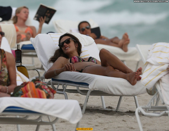 Alessandra Ambrosio Miami Beach Beautiful Babe Beach Posing Hot