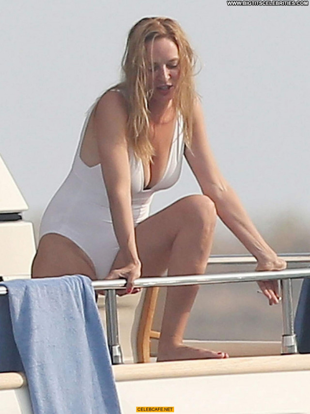 Uma Thurman No Source Posing Hot Beautiful Babe Yacht Saint Tropez
