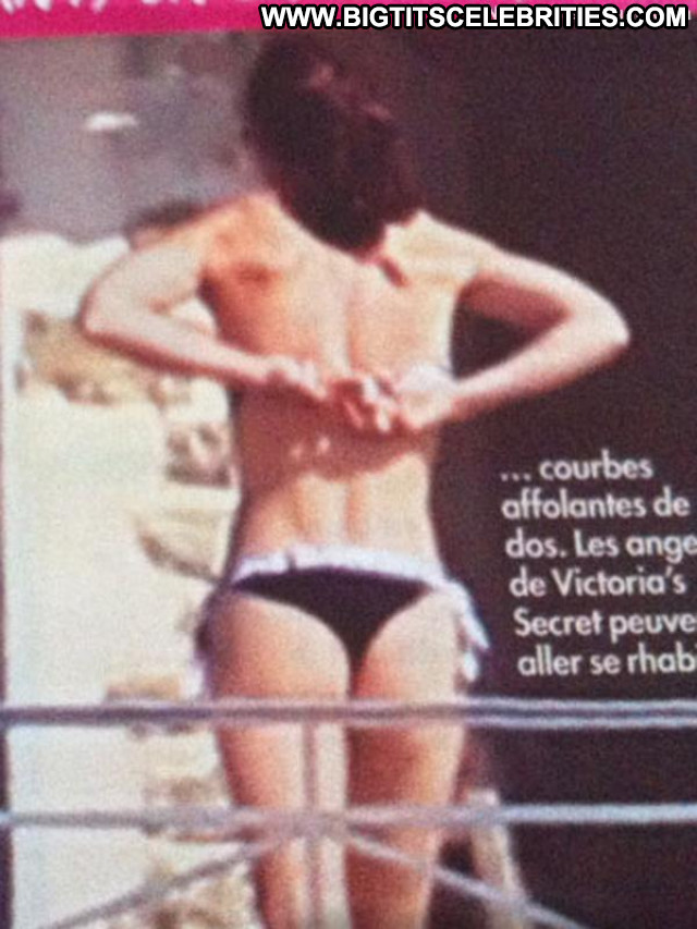 Kate Middleton French Magazine Magazine Topless Celebrity Beautiful