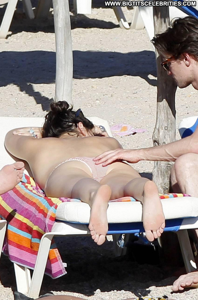 Daisy Lowe Photo Shoot Tan Lines Flashing Doctor Topless Tits Bikini