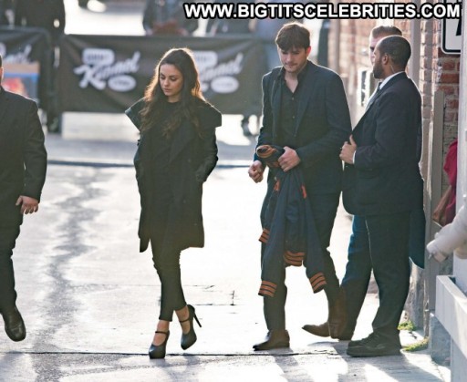 Mila Kunis Babe Celebrity Paparazzi Live Straight Posing Hot Beautiful