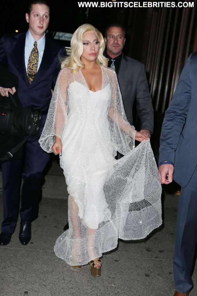 Lady Gaga No Source Posing Hot Gag Paparazzi Celebrity Babe Beautiful