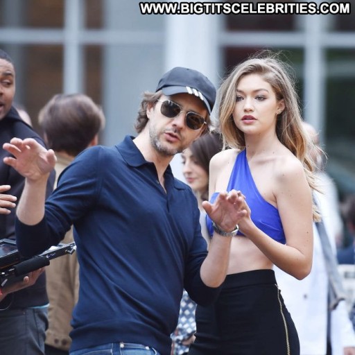 Photos Paparazzi Photoshoot New York Posing Hot Babe Beautiful Straight Celebrity