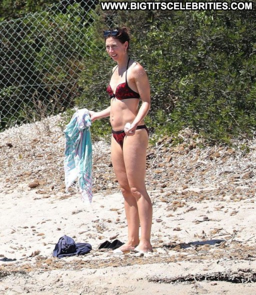 Samantha Cameron Straight Celebrity Bikini Paparazzi Babe Posing Hot Beautiful