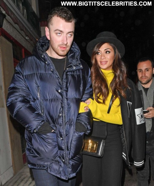 Nicole Scherzinger Babe Straight Celebrity Posing Hot Paparazzi Beautiful