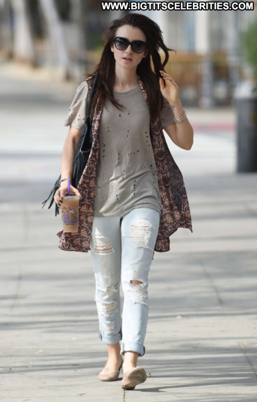 Lily Collins Paparazzi Celebrity Posing Hot West Hollywood Beautiful Hollywood Straight Babe