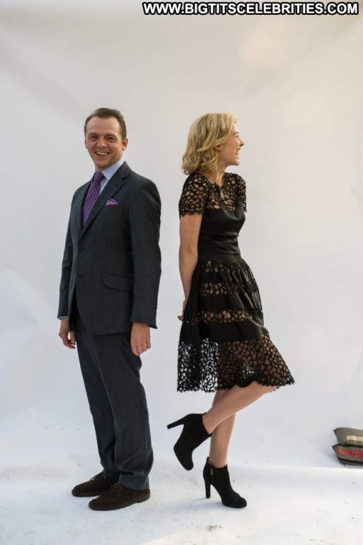 Rosamund Pike Straight Celebrity Sea Paparazzi Posing Hot Beautiful Babe