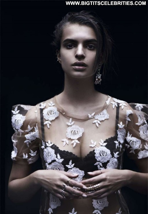 Emily Ratajkowski Straight Celebrity Paparazzi Beautiful Babe Posing Hot Magazine