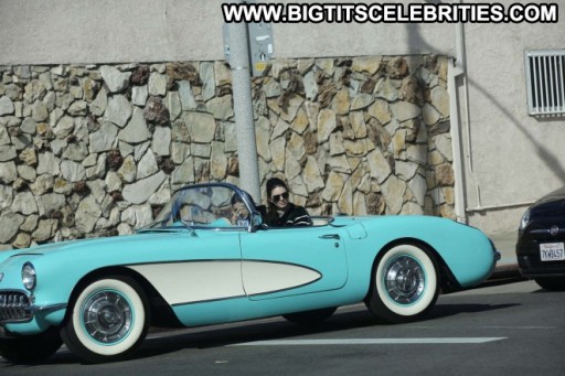 Kendall Jenner Posing Hot Los Angeles Beautiful Straight Angel Celebrity Paparazzi Babe