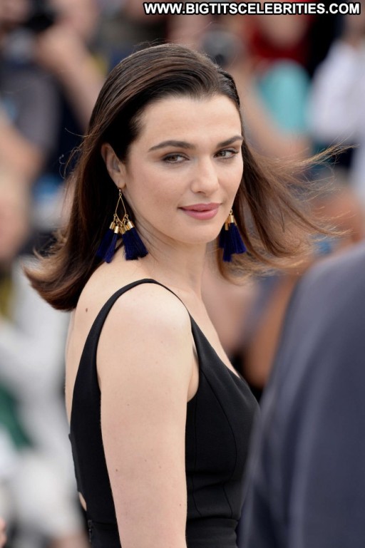Rachel Weisz Posing Hot Paparazzi Celebrity Babe Beautiful Straight