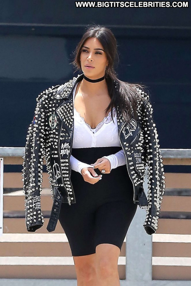 Kim Kardashian The Stud Beautiful Babe Celebrity Paparazzi Posing Hot
