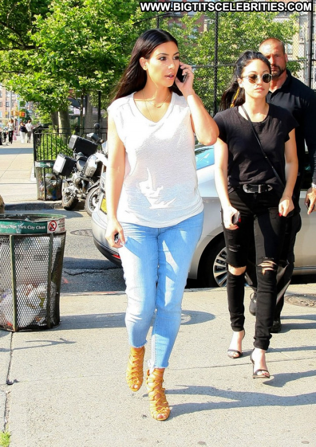 Kim Kardashian New York New York Paparazzi Posing Hot Beautiful