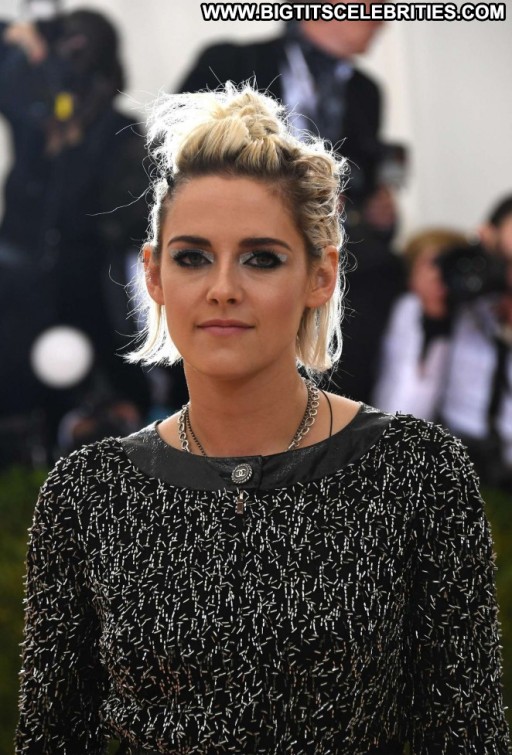 Kristen Stewart Beautiful Babe Posing Hot Nyc Paparazzi Straight Celebrity