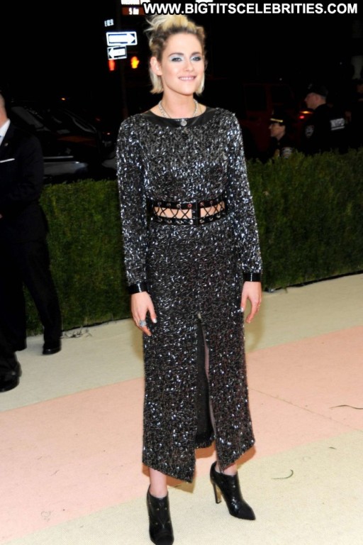 Kristen Stewart Beautiful Babe Posing Hot Nyc Paparazzi Straight Celebrity