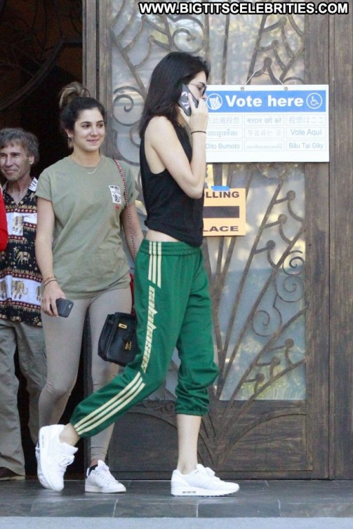 Kendall Jenner Posing Hot Beautiful Babe Celebrity Straight Paparazzi