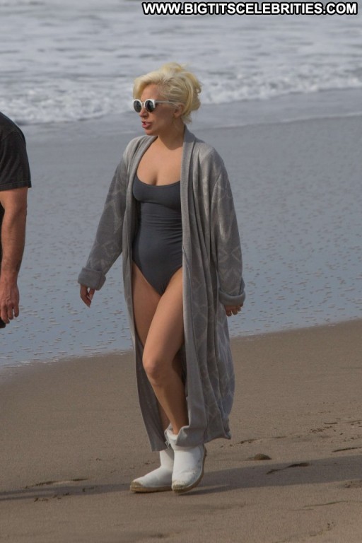 Lady Gaga Beach Celebrity Paparazzi Beautiful Mali Swimsuit Malibu Babe Gag Posing Hot Straight