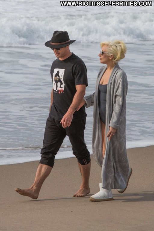 Lady Gaga Beach Celebrity Paparazzi Beautiful Mali Swimsuit Malibu Babe Gag Posing Hot Straight