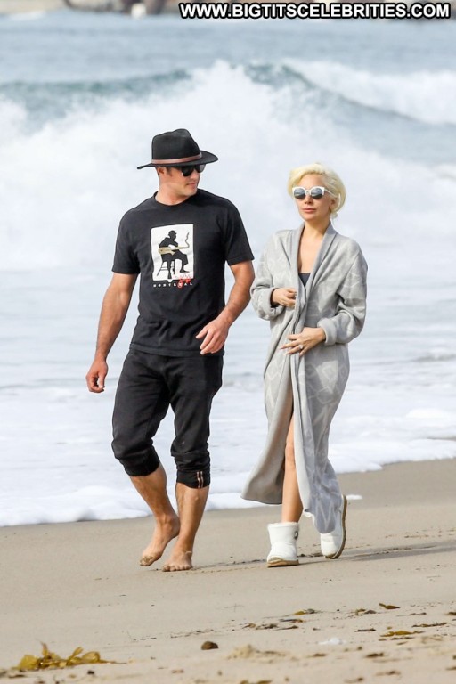 Lady Gaga Beach Celebrity Paparazzi Beautiful Mali Swimsuit Malibu Babe Gag Posing Hot Straight