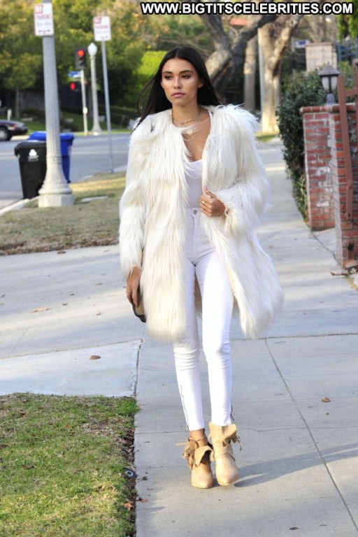 Madison Beer Celebrity Babe Beautiful Straight Paparazzi Posing Hot