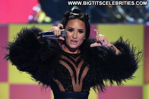 Celebrities Nude Celebrity Babe Beautiful Sexy Hot Straight Posing Hot Famous